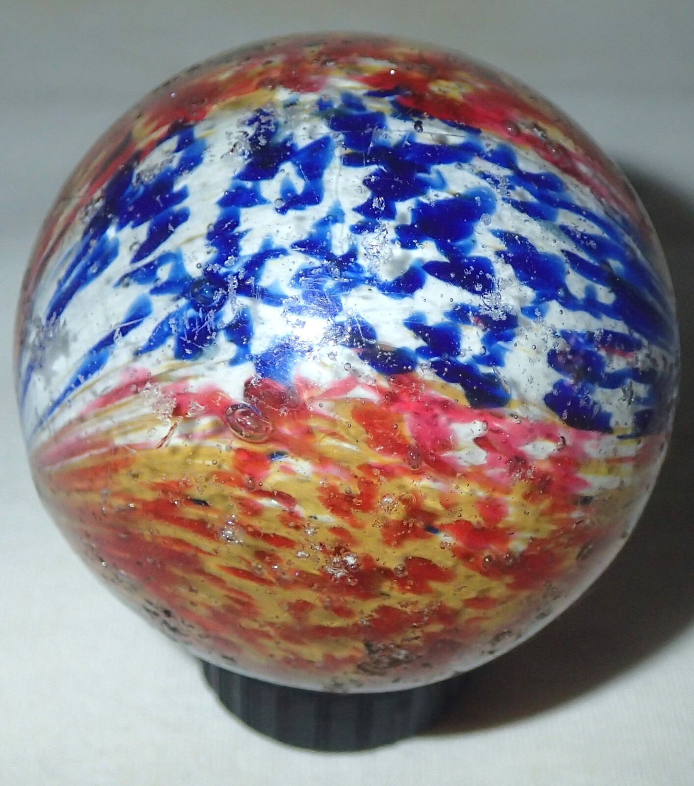ANTIQUE GERMAN 1890’s 2.30 ” HAND MADE ONIONSKIN GLASS TOY GAME MARBLE BOY MAN