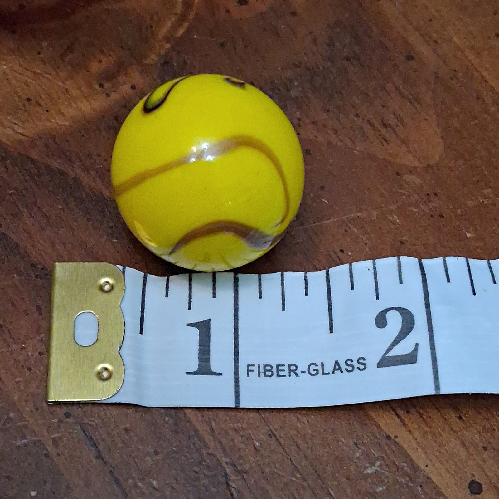 Yellow Swirl Glass Toy Marble Shooter – Machine Made Single Bumble Bee 1.5-1.75