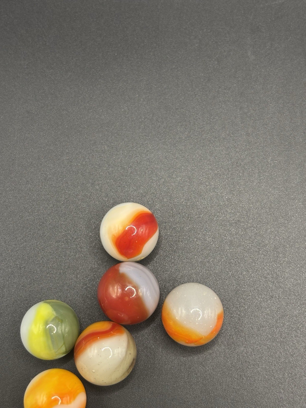 Lot of 5 Vintage Machine Made Swirl Marbles Mixed Colors Akro Marble King?
