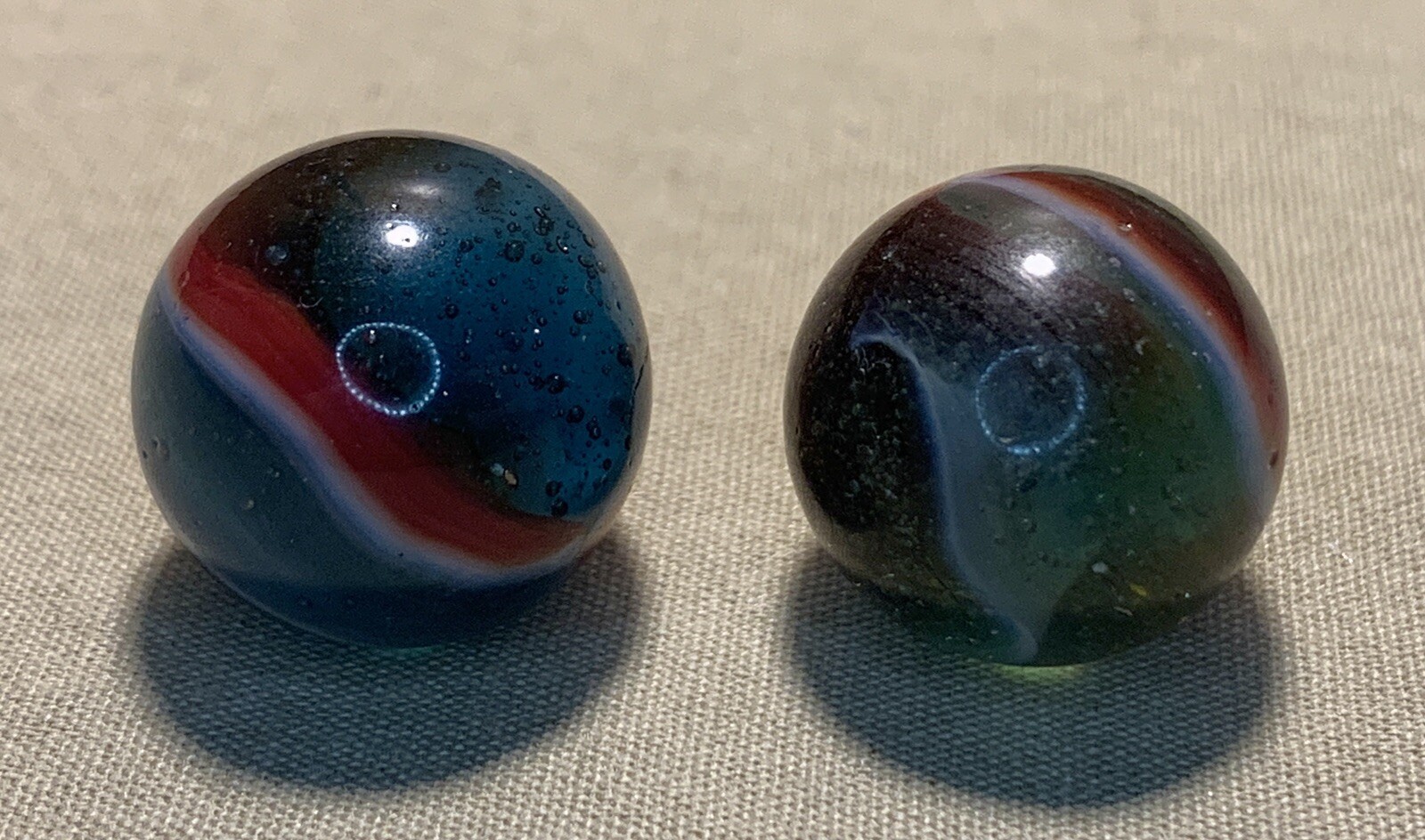 2 Vtg Rare Peltier Glass Co. White Red & Blue Transparent Rainbo Marbles 0.629”