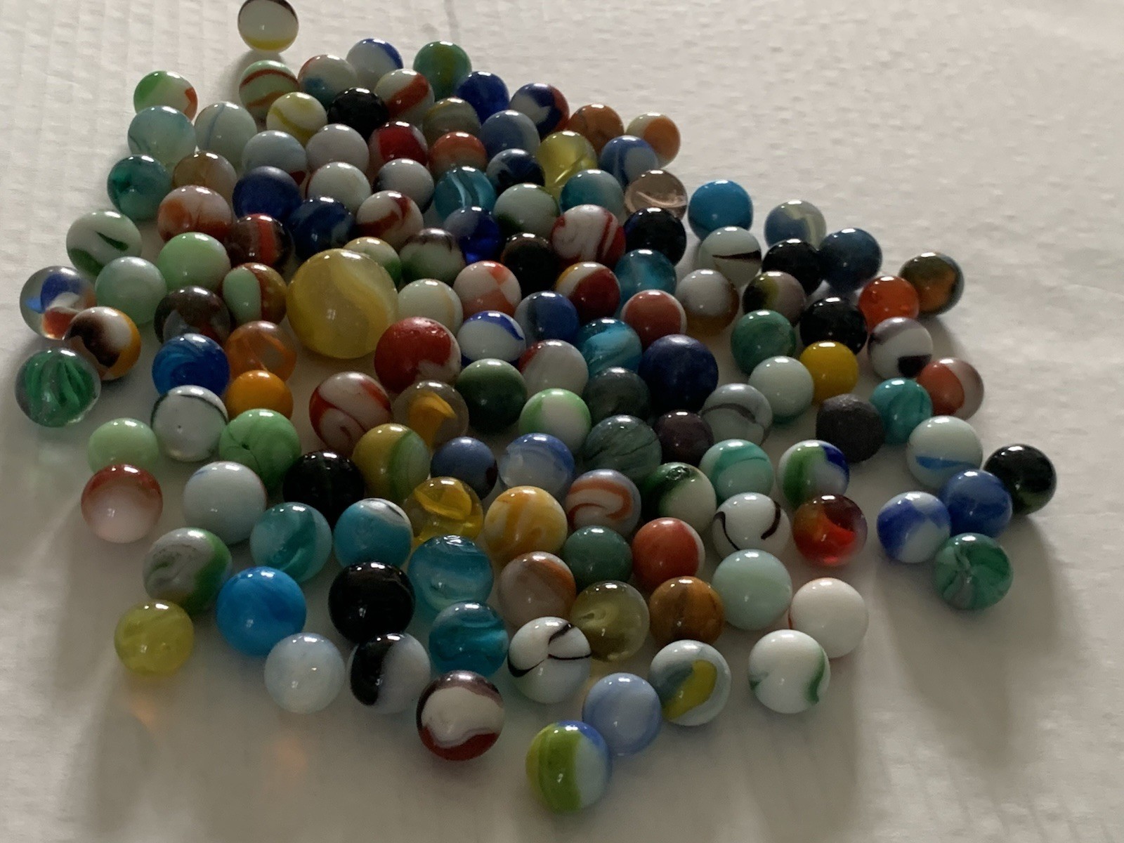 Vintage lot 125 Mixed Marbles – Collection Arkansas Flea Mart 35+ Years