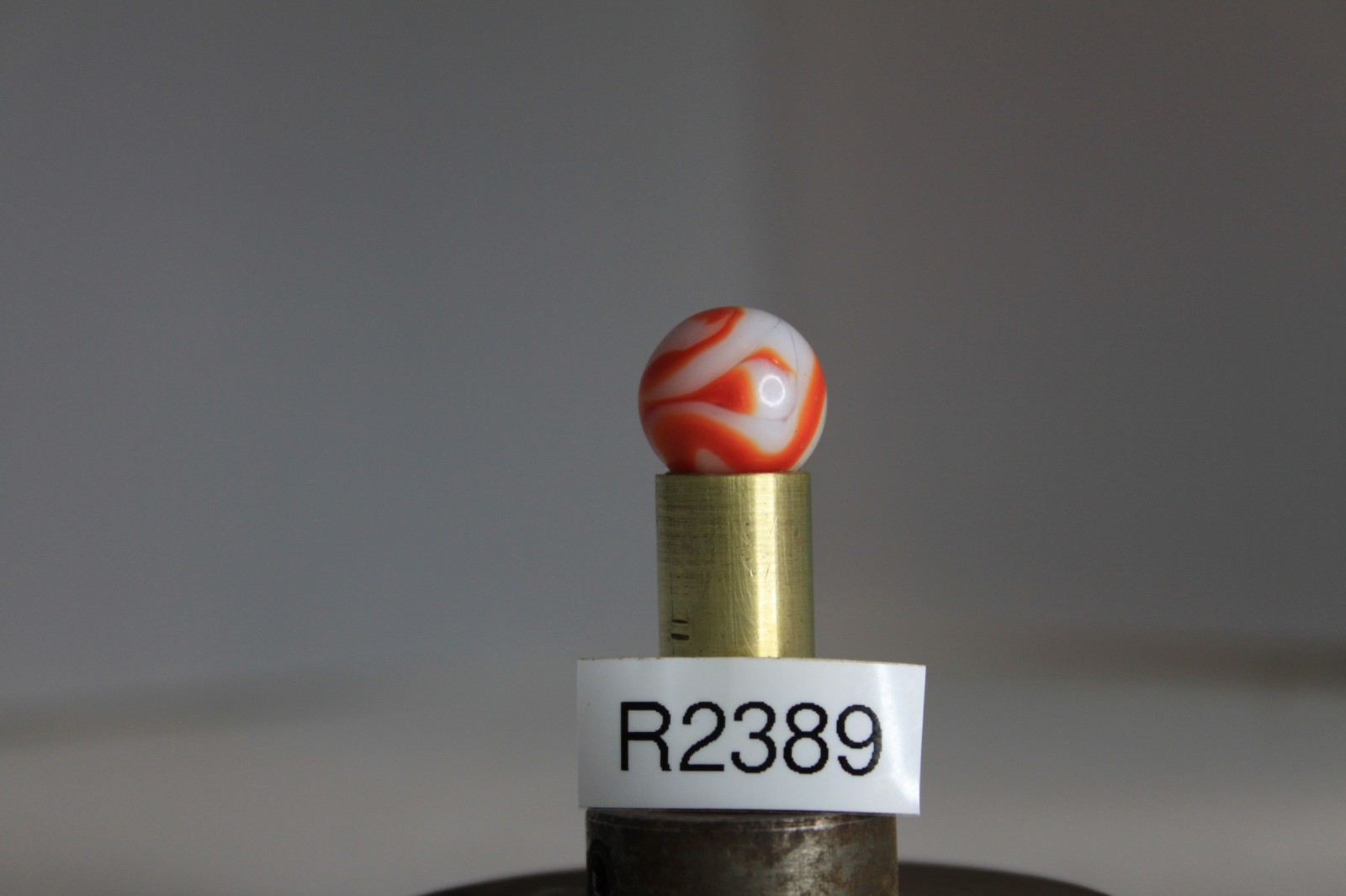 PELTIER GLASS MARBLE RED FLAME SPIRAL ZEBRA OPAQUE WHITE 5/8″ VINTAGE TARGET