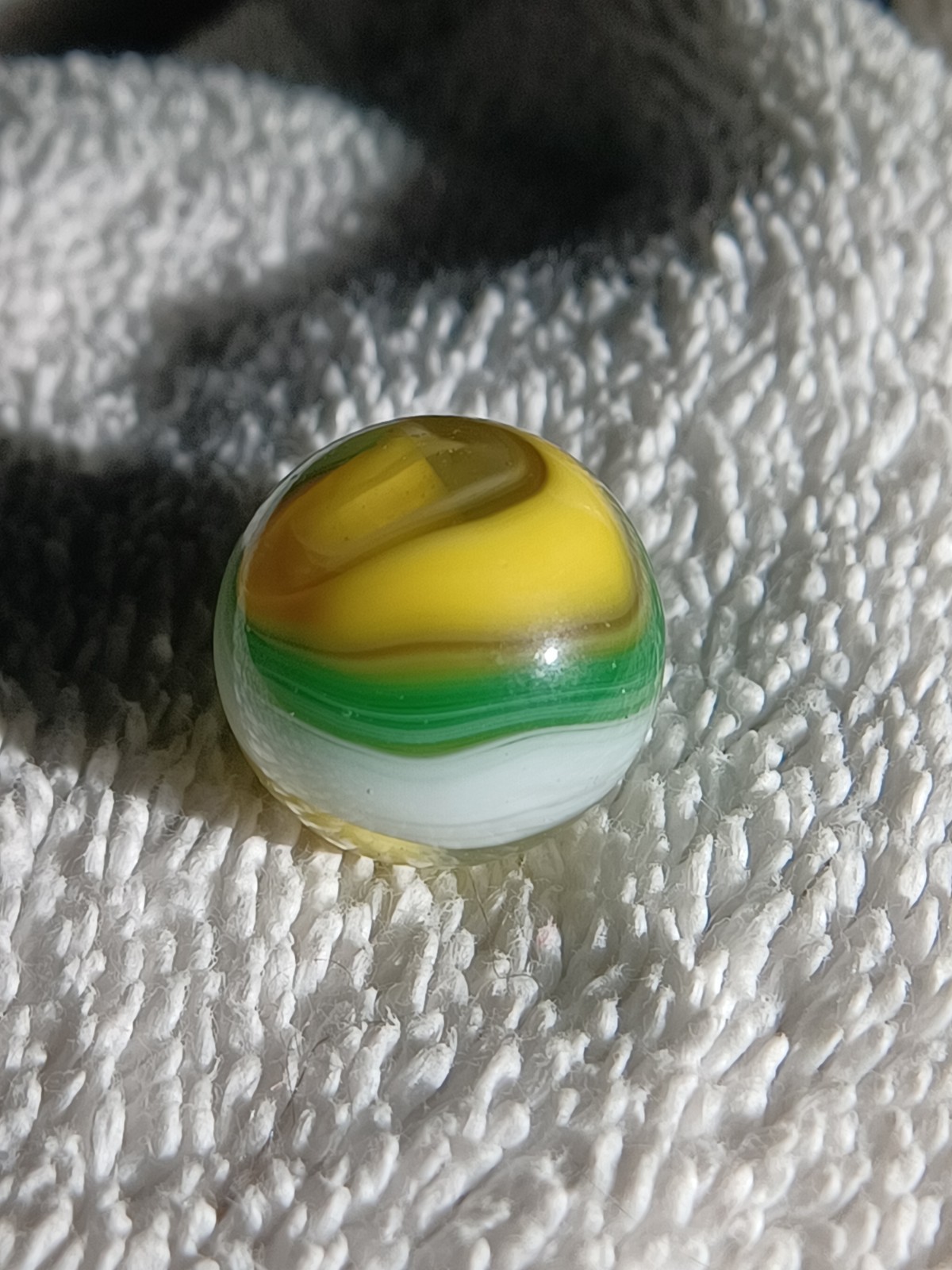 Akro Popeye Hybrid wet dead mint .65 or 11/16″ Green/Yellow with Brown Tracer.