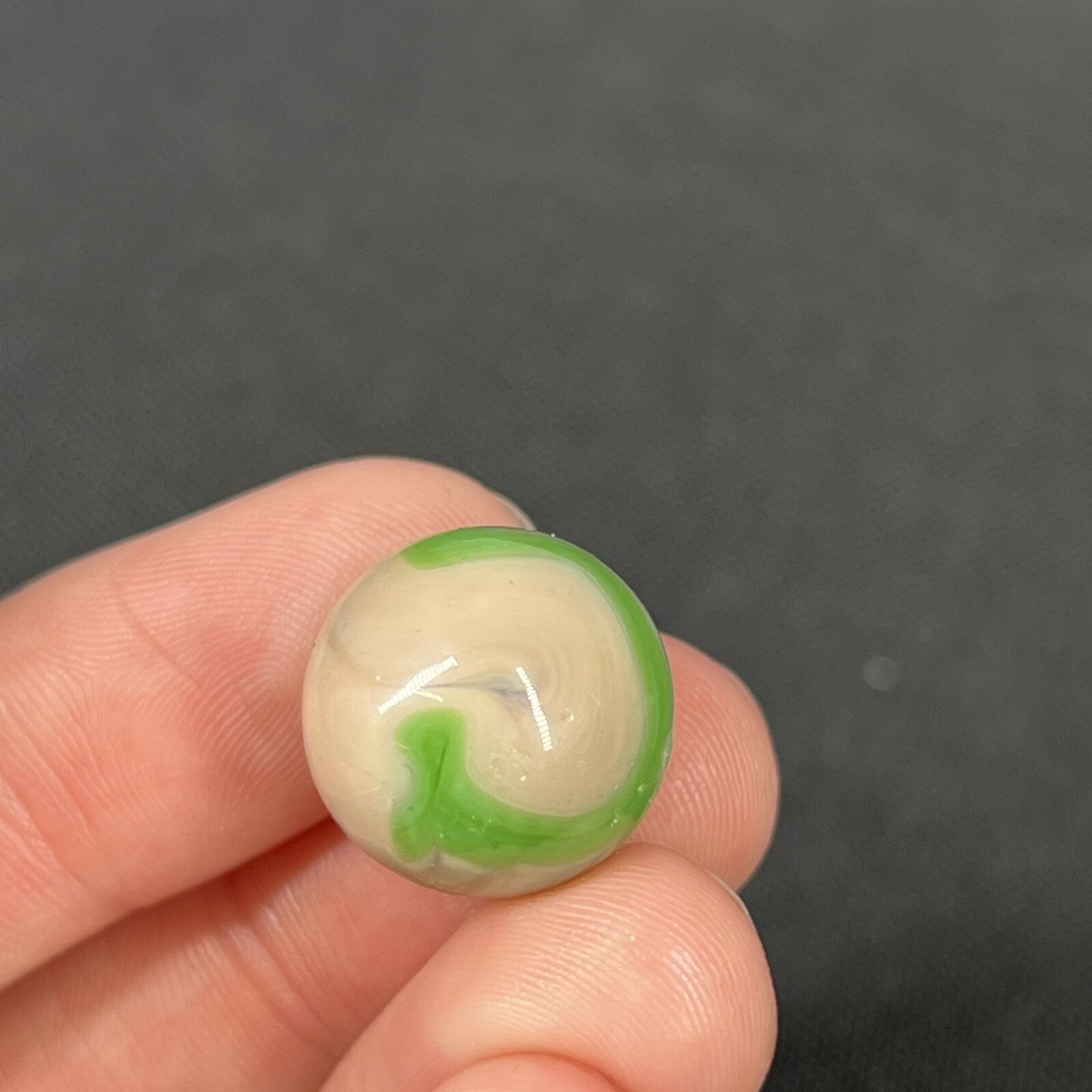 Vintage Agate Christensen Peltier Art Glass Swirl Marble .6” Green Creamy