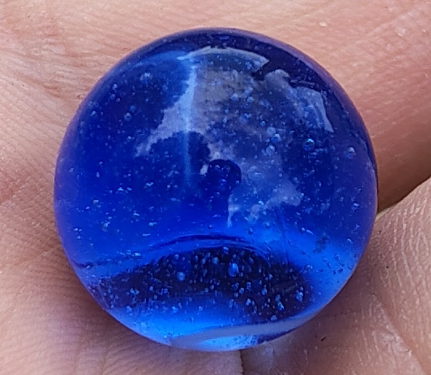 Vintage Sapphire Blue WV Swirl Marble 0.61″ Translucent Lots Of Tiny Bubbles NM