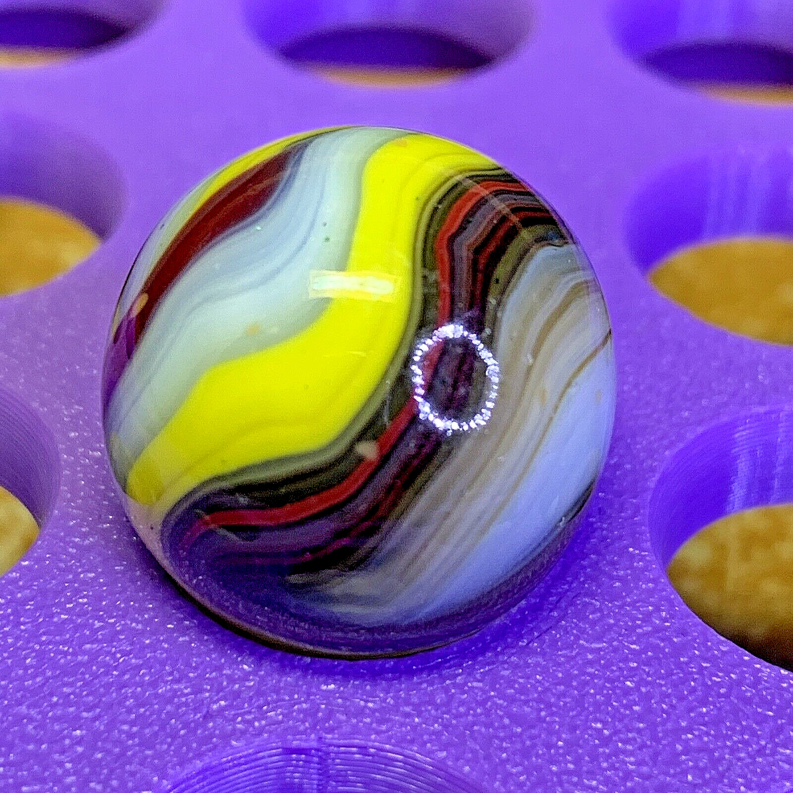 DAS/JABO/WV SUPER THICK FLAMES / SWIRLS CONTRAST EGG YOKE SHOOTER .76″ 9B/42