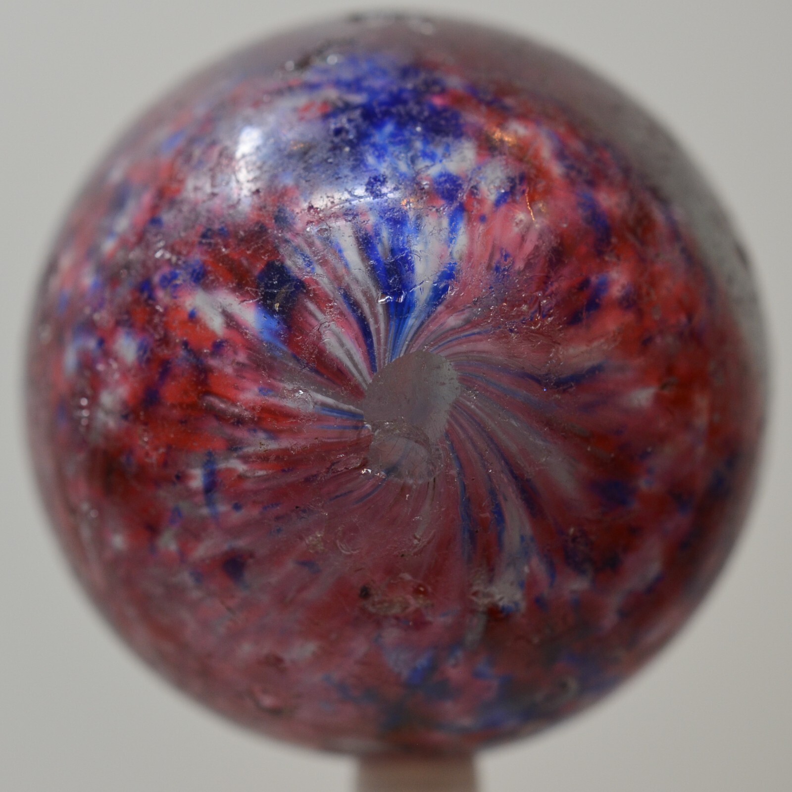 Handmade Shrunken Cloud Onionskin Marble, End of Day 1 13/16 inch, Germany S1448