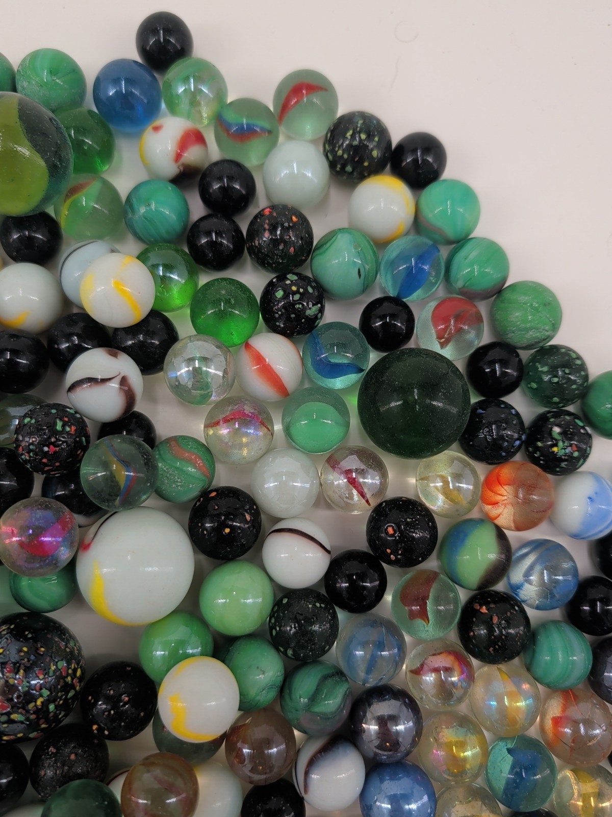 Vintage Marbles Estate Glass Multicolor Cats Eye Speckled Shooters 6lb 4.9Oz Lot