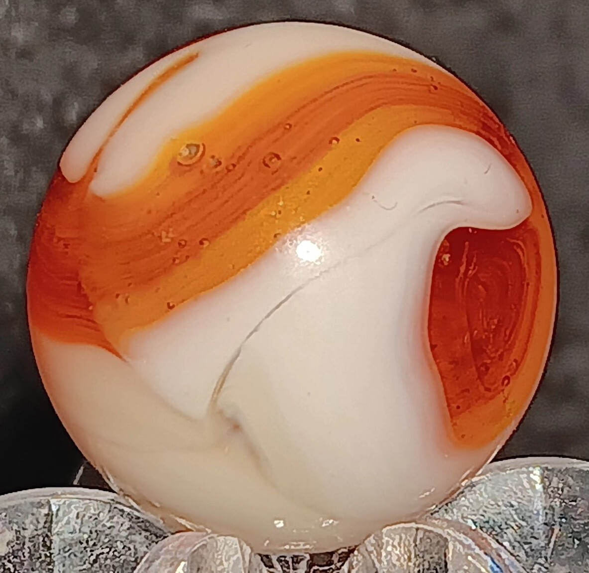 Vintage Ravenswood Swirl Marble. .61″ Mint. Uv Active. (HTF) EXAMPLE