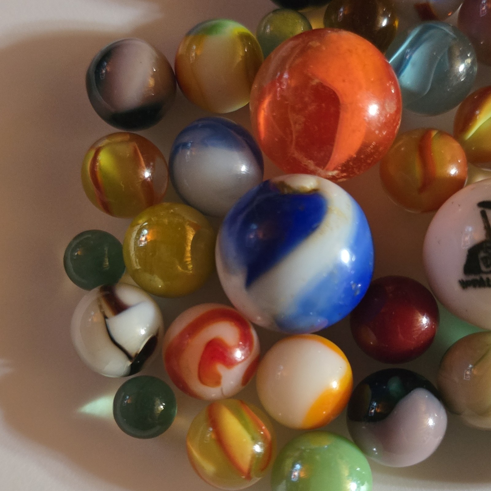 Mixed Lot Glass Toy Marbles Assorted Colors/Patterns w/ Large Shooter