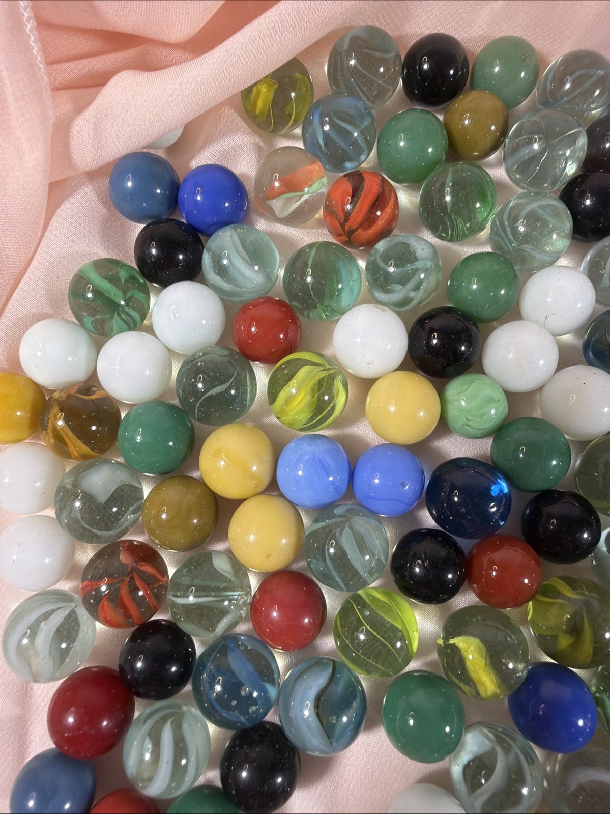 Nice Lot 130 Marbles Cats Eyes & Colored