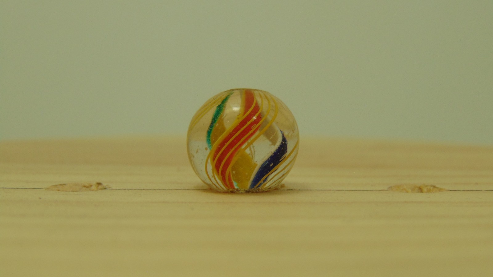 1/2 Divided Core German Marble Pee Wee MINT