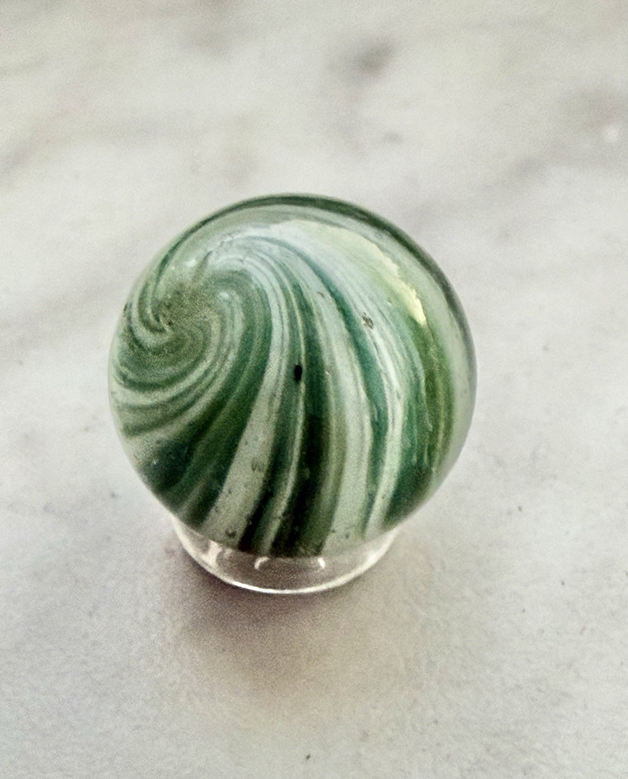 Antique German Handmade Onionskin Glass Marble Green Swirl 5/8” Ground Pontil