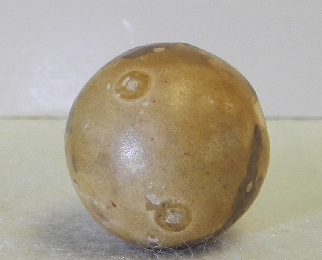 #21036m Vintage Ohio Made Rolled Commie Clay Shooter Marble .92 Inches