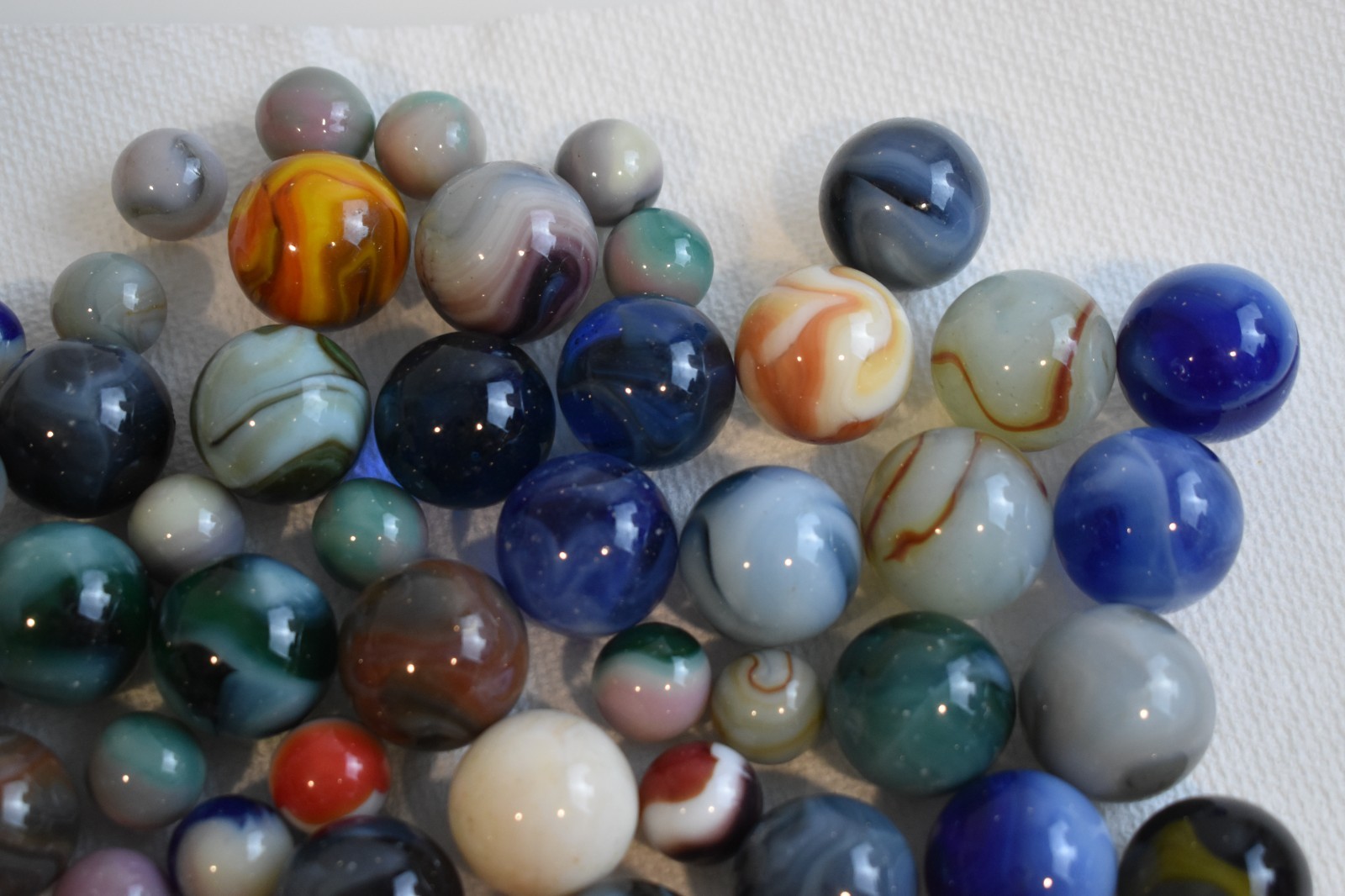 Lot of Random Vintage Antique Marbles Clay Glass Akro Alley Vitro 1lb 10oz