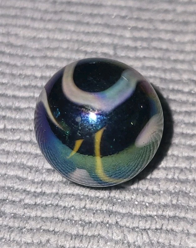 Vacor Marble Milky Way Or Rumba Iridized With White Yellow Swirls 5/8″ Marbles