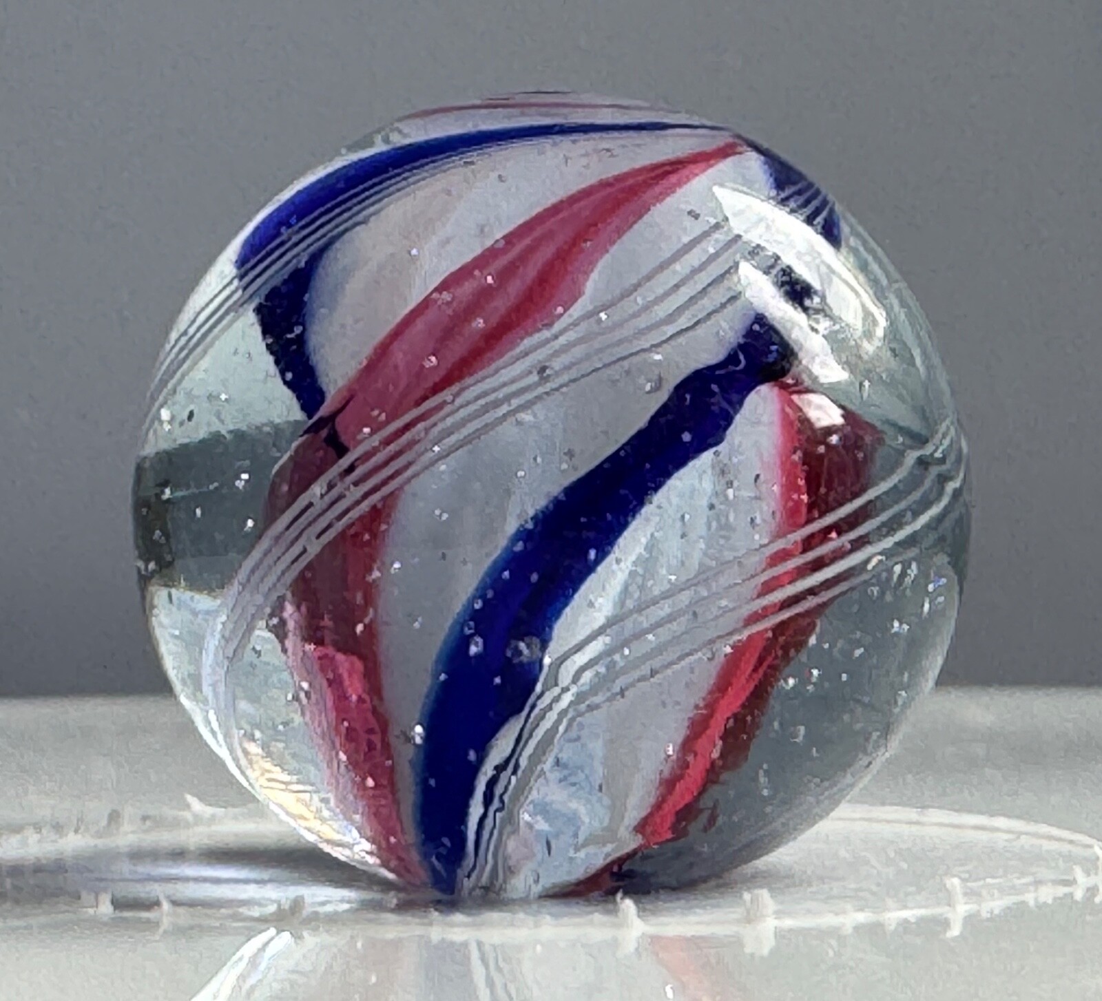 Fantastic Ridged White-Based Solid Core Marble 18mm (23/32”)