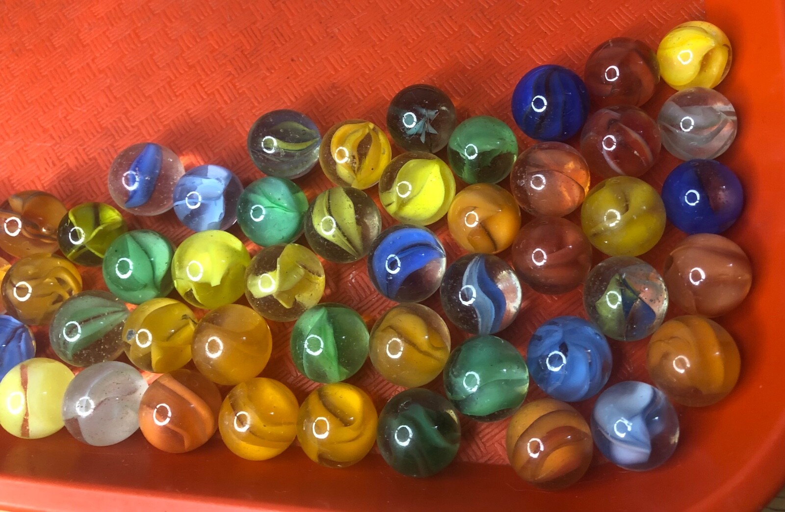 50 vintage CATS EYES OR RIBBON glass marbles 14-16mm