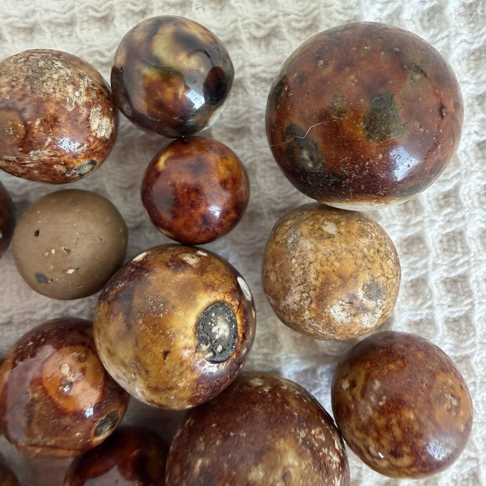 Antique Clay Marble Lot 53 Civil War Era Bennington Shooters & Glazed Spongeware
