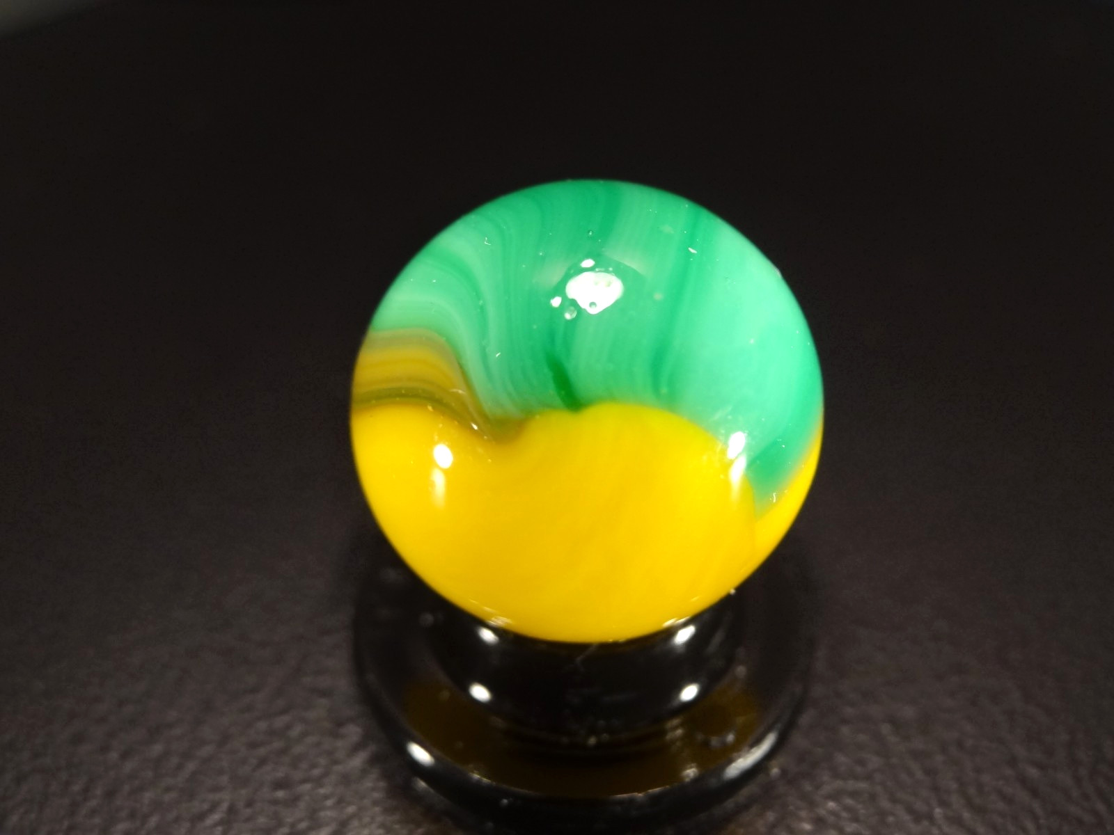 AKRO AGATE Turquoise/Yellow PATCH Great sharp colors * PRISTINE WET MINT*
