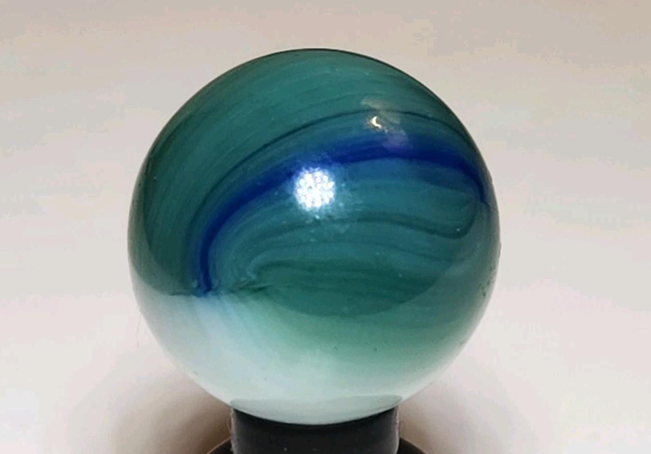 AKRO AGATE CO. ‘Patch’ .58″ Vintage Marble