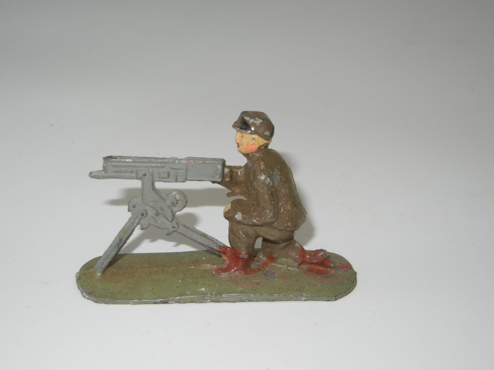 Antique Lead Soldiers Early Semi Flat Kneeling w/ Machine Gun Made in France