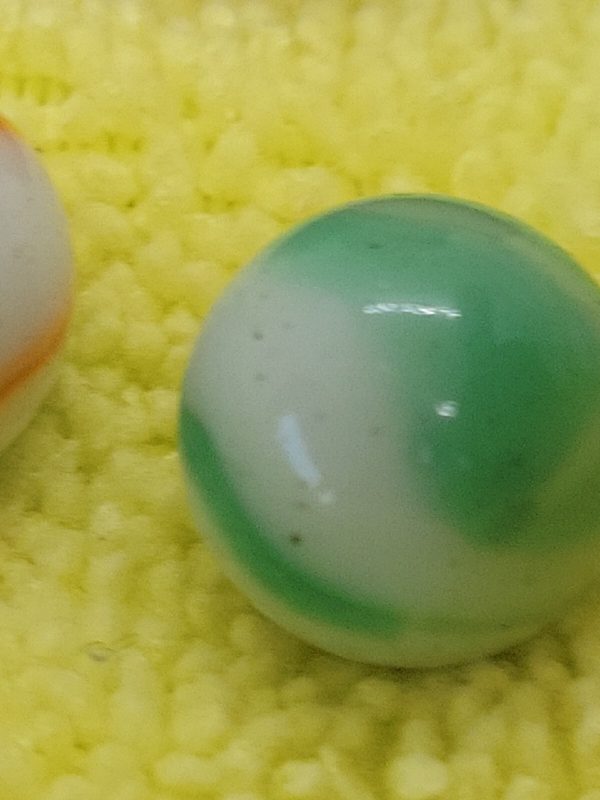 A22-2•Vintage Peltier Glass, 4 Peltier Rainbo’s 19/32″- 5/8″ Near Mint to Mint