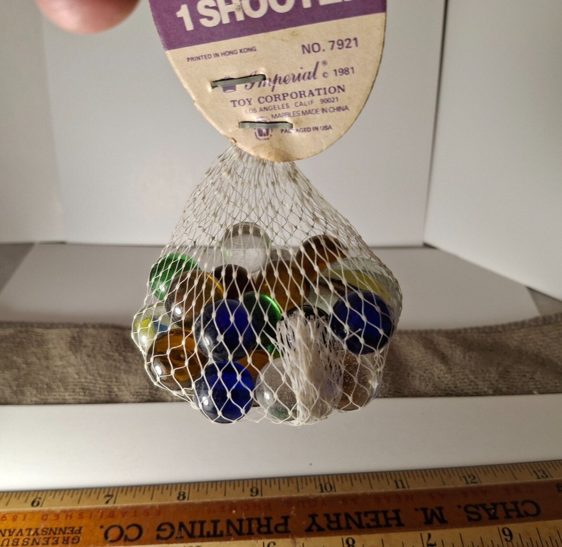 IMPERIAL (2) BAGS 24 MARBLES ea 1 SHOOTER NO.7921 RARE COLOR 6 VEIN SHOOTERS ’81
