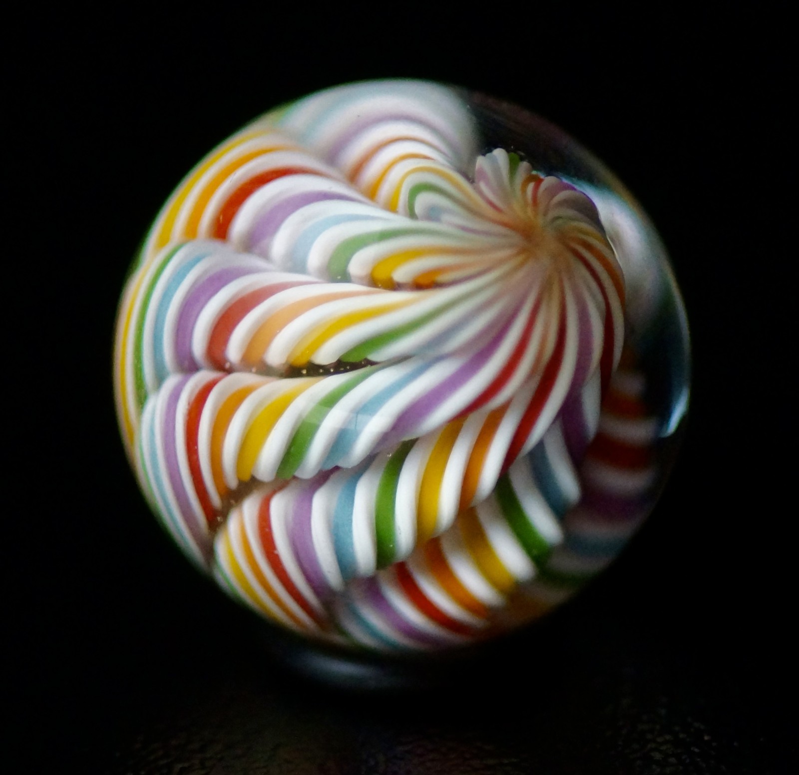 Bryan Trillas Glass Marble/Filigree Cane/ Rainbow/ 0.8-0.9 inch