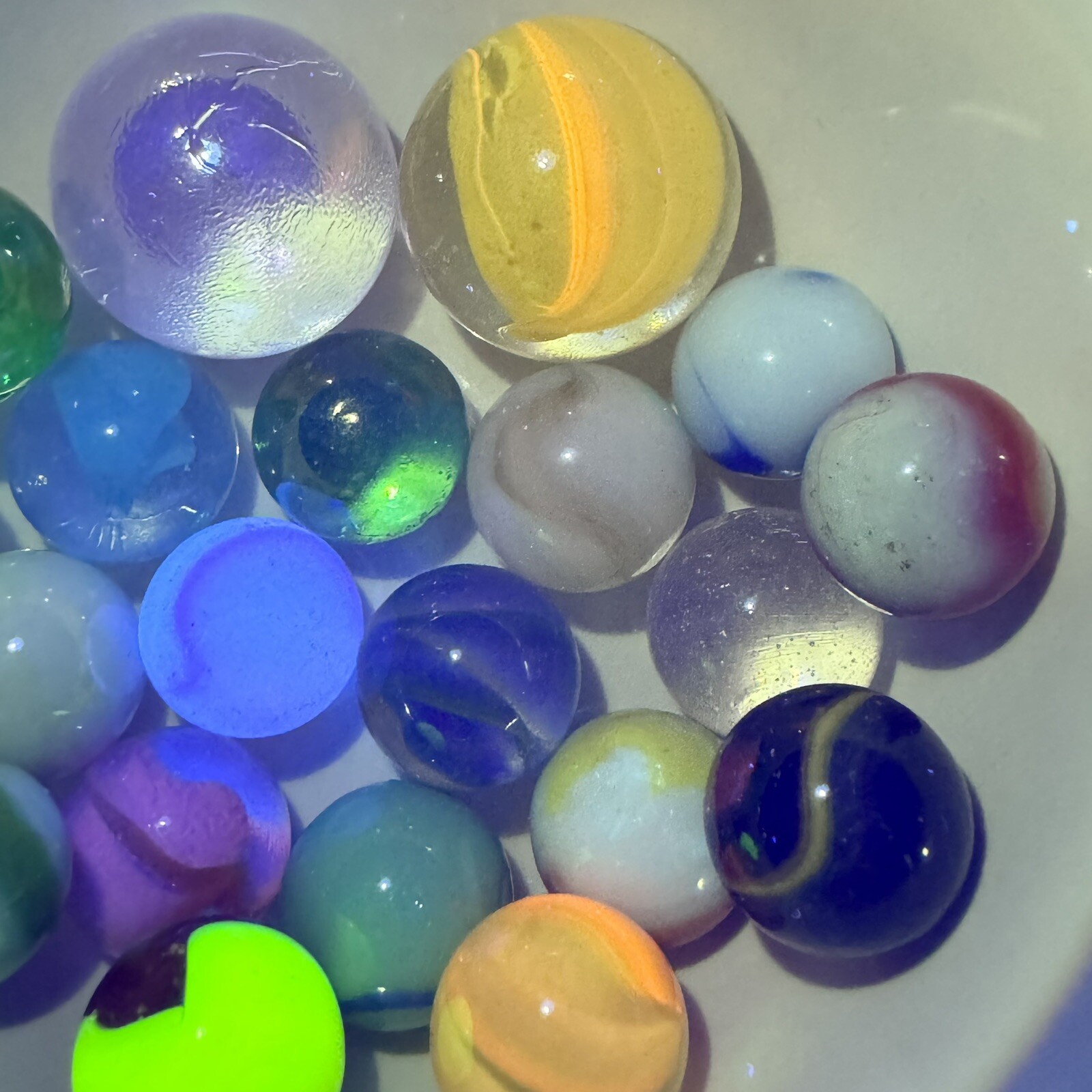 Vintage Marble Lot Of MARBLES UV Reactive Cadmium Uranium Lot #64