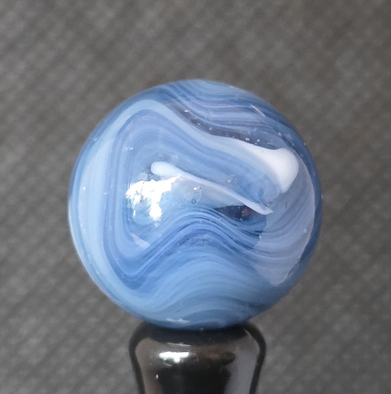VINTAGE CAIRO NOVELTY BLUE TITANIUM MARBLE MINT- 0.63″