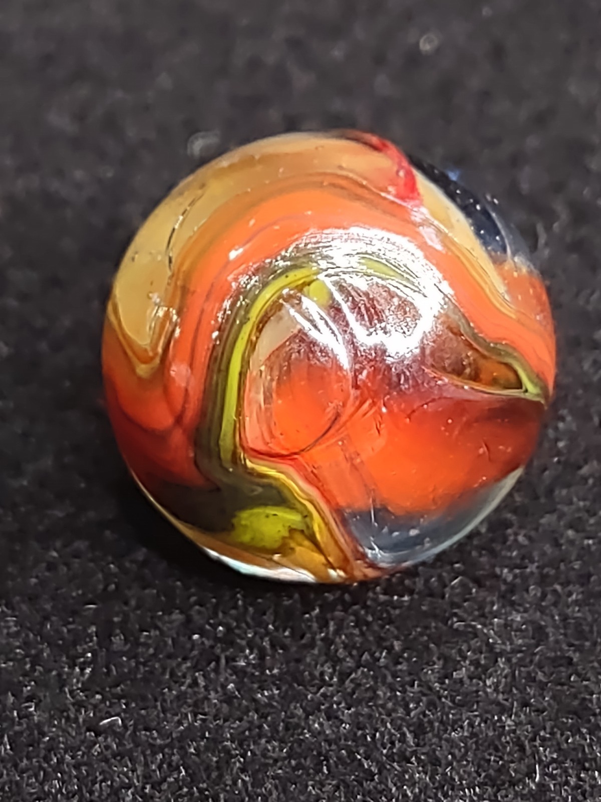 .71″ Red Yellow & Cream – Das Or Jabo Swirl NM+ Twisted Ltd. Edt. Glass Marble