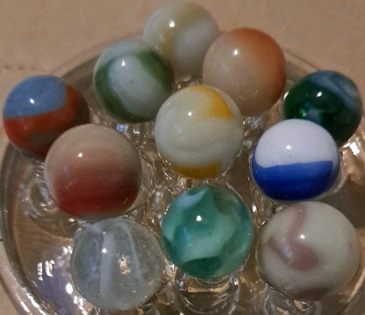 Lot Of 11 Estate Sale Marbles Mixed Colors