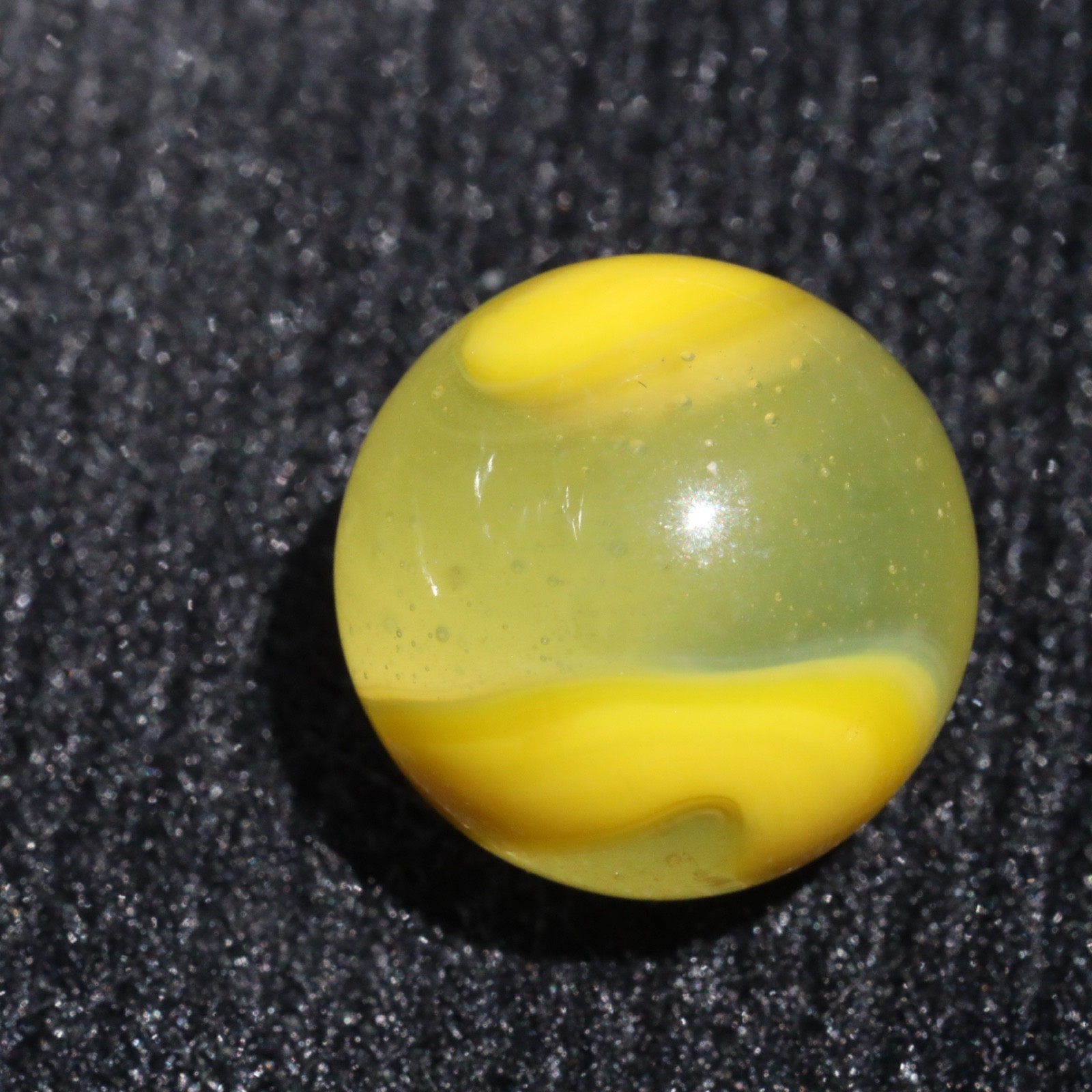 AKRO UV Lemonade CORKSCREW MARBLE .646” MINT