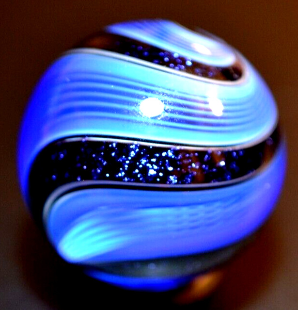 HOT HOUSE GLASS MARBLE/1.190″ROYAL BLUE DICHROIC JOSEPH’S COAT-VIOLET DICHROIC