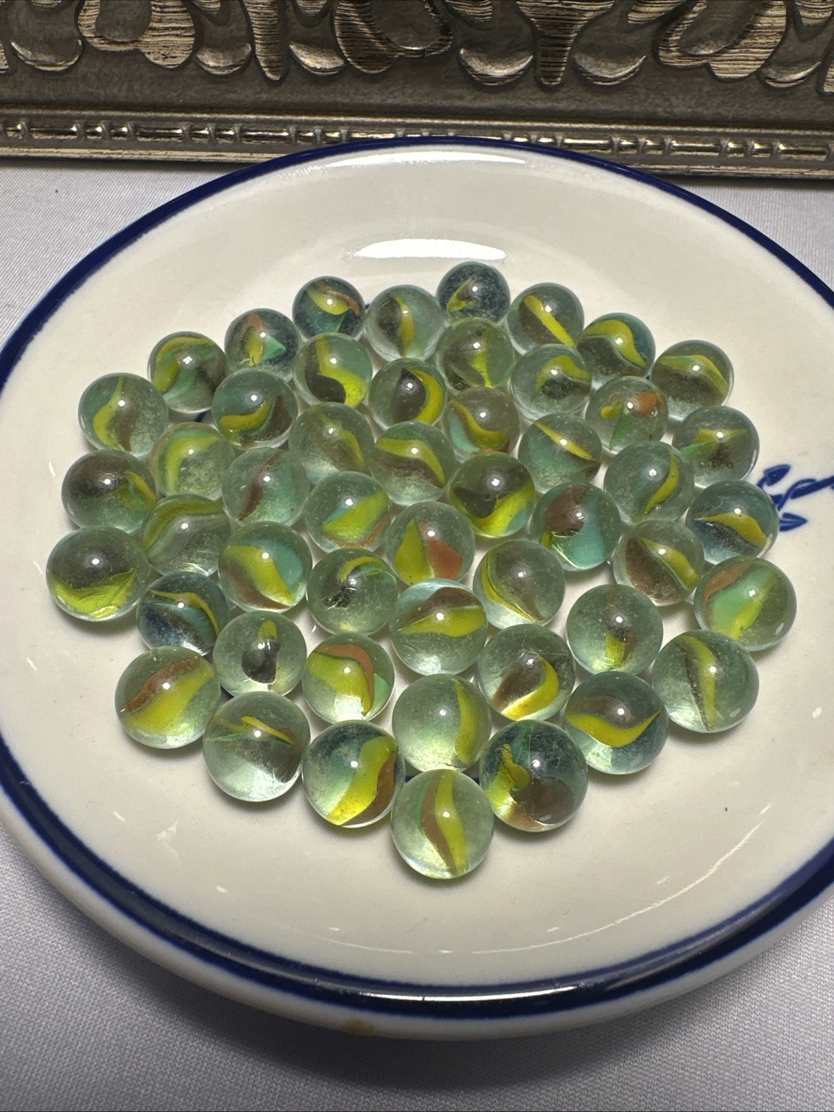 Estate Marbles Lot of 50 Mini Pee Wee Small Cats Eye Blue Yellow Red Veins 1b