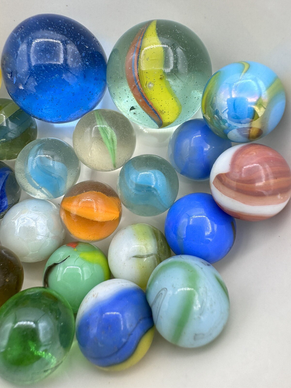 Vintage Marble Lot Of MARBLES UV Reactive Cadmium Uranium Lot #61