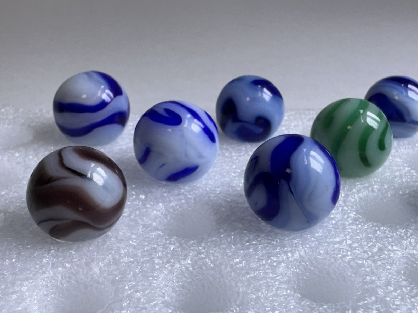 285 Lot of 12 Ravenswood Swirl Vintage Marbles! Awesome Lot