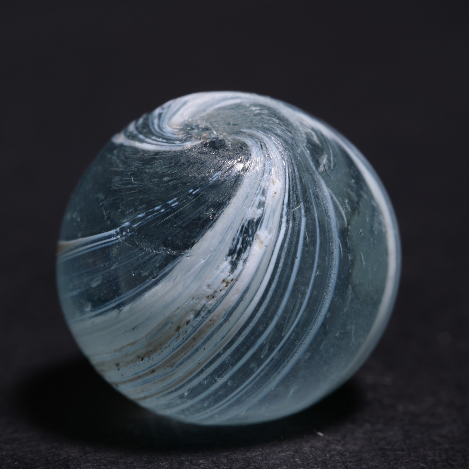 Indian Marble German Handmade Antique Clear & Ice White 14.4mm 9/16”