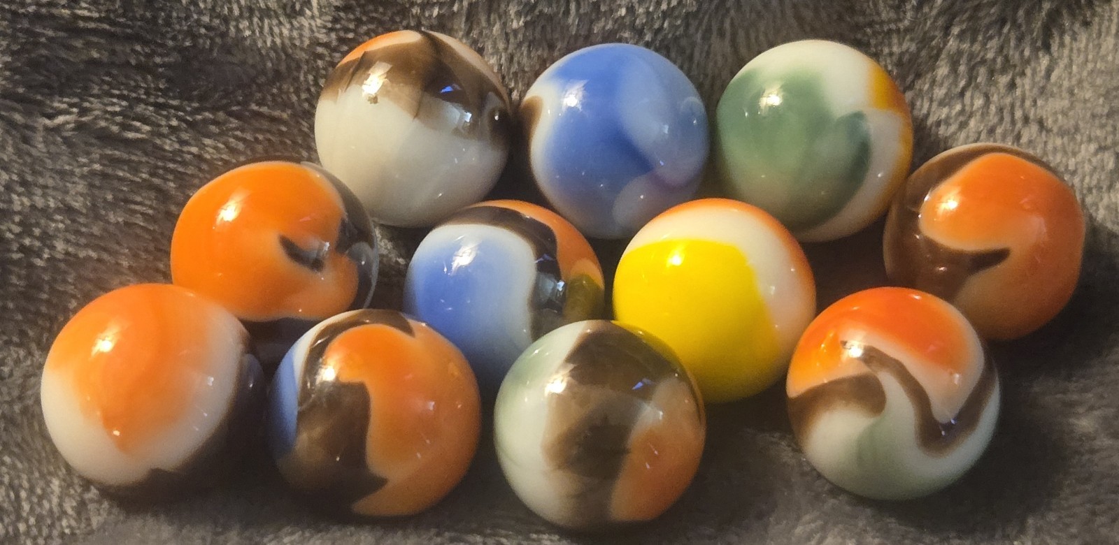 Vintage Lot of 11 Vitro Agate Black Line All Red Shooter Marbles .85 In