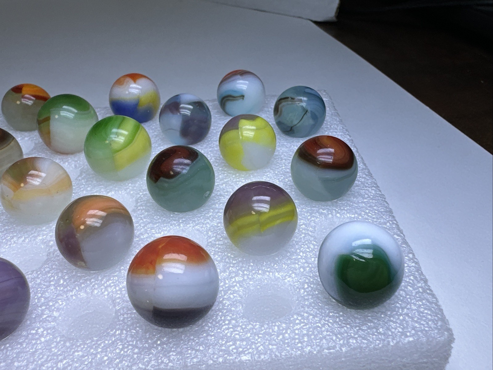 273 Awesome Mixed Lot Of 30 Vintage Vitro Agate Marbles!