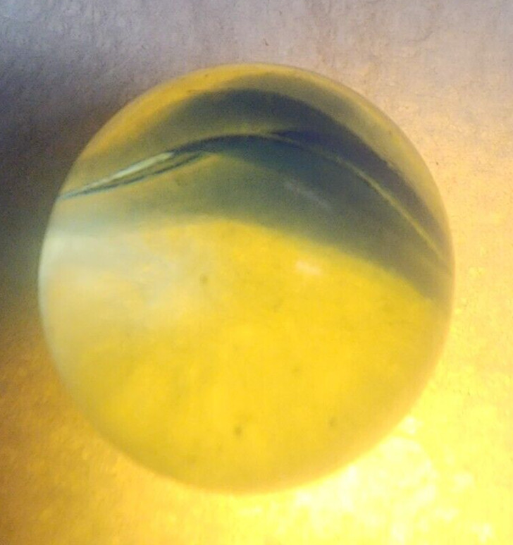 Great Set Of 4 Vintage Cats-Eye Marbles 1 Inch 1 Multicolor & Other Great Colors