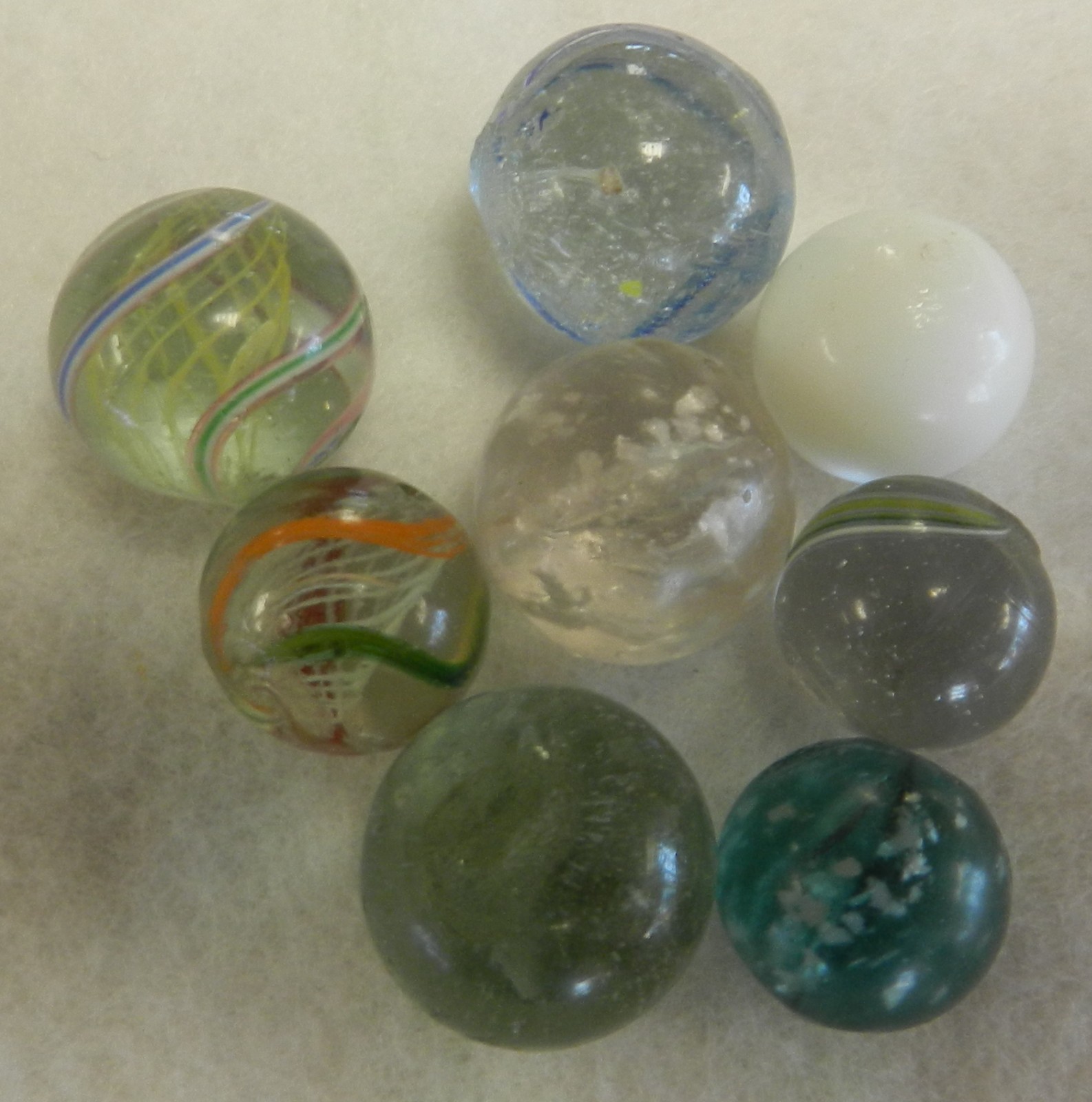 #19585m Vintage Group or Bulk Lot of 8 German Handmade Marbles .57 to .70 Inches