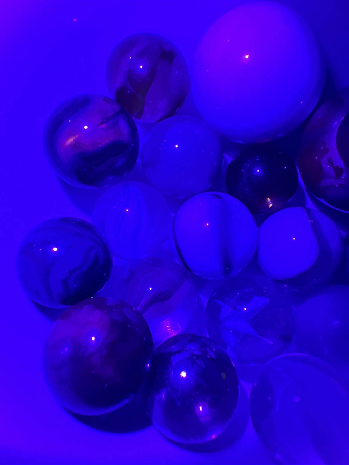 Vintage Marble Lot Of MARBLES UV Reactive Cadmium Uranium Lot #50