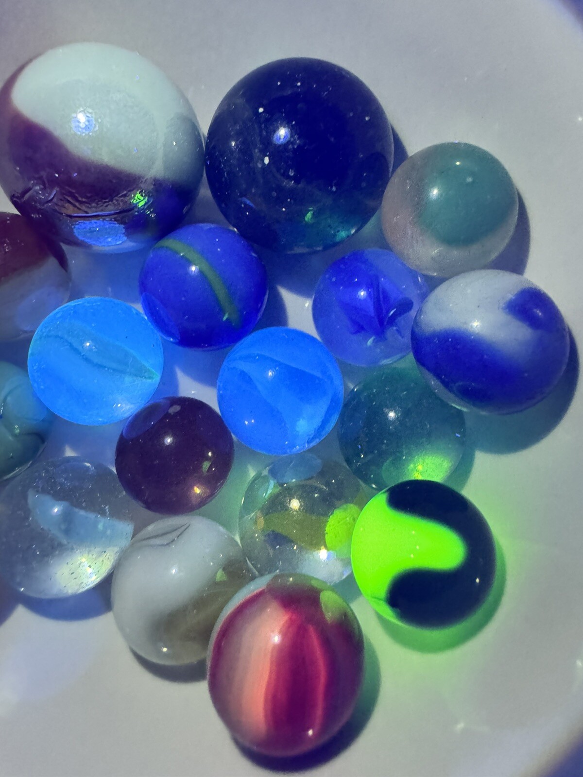 Vintage Marble Lot Of MARBLES UV Reactive Cadmium Uranium Lot #54
