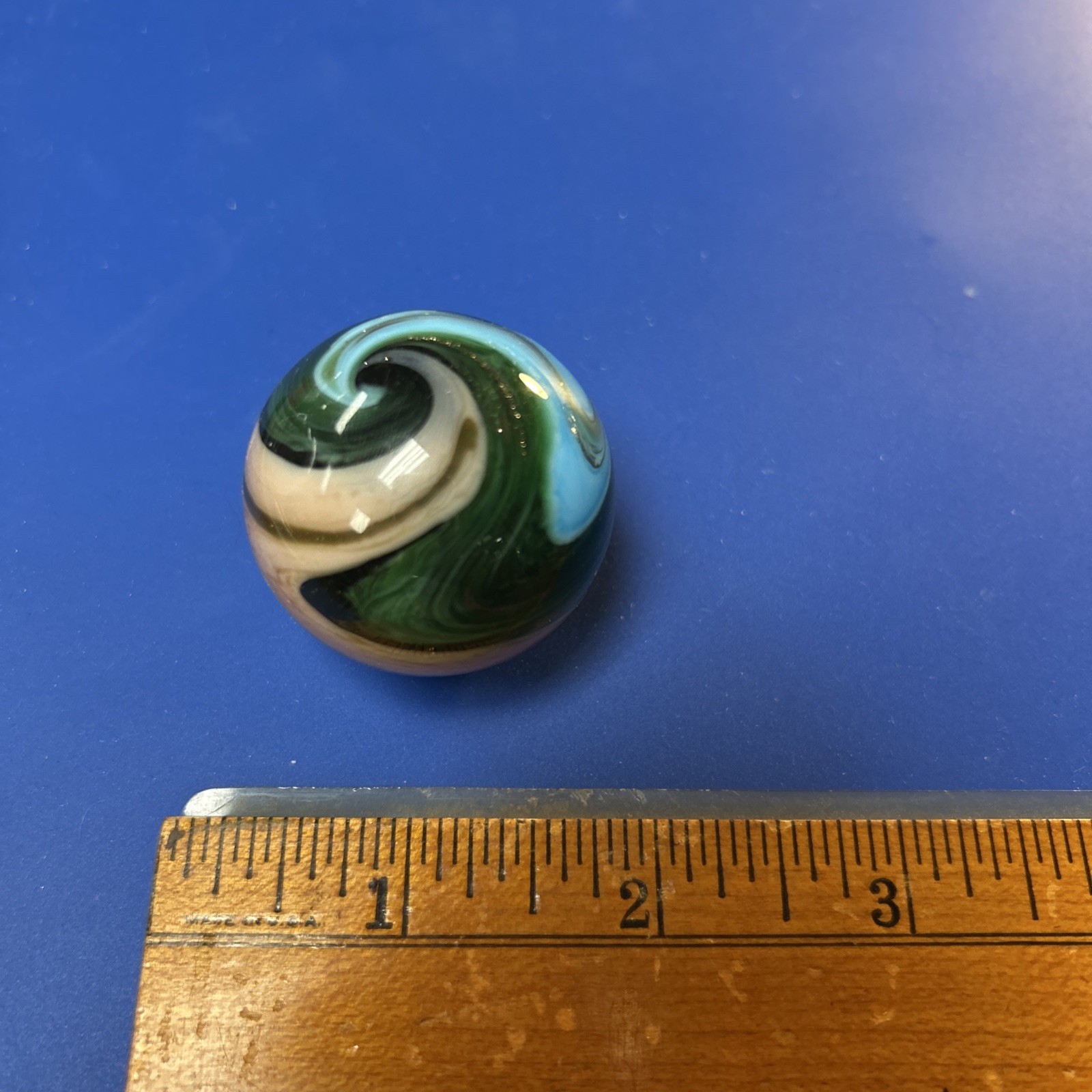 Stunning contemporary swirl marble #951