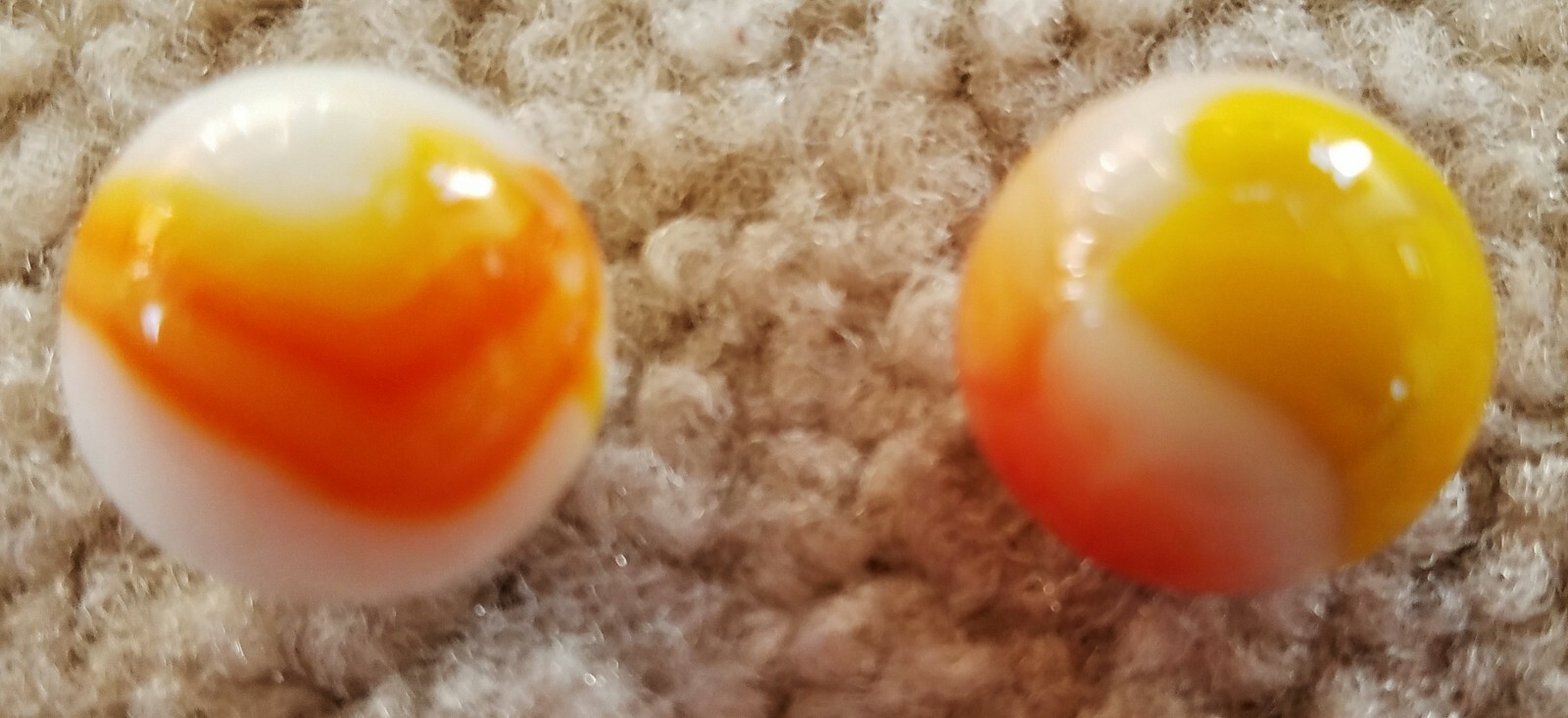 Lot of two (2) Vintage Peltier Ketchup And Mustard NLR Marble ? .625”
