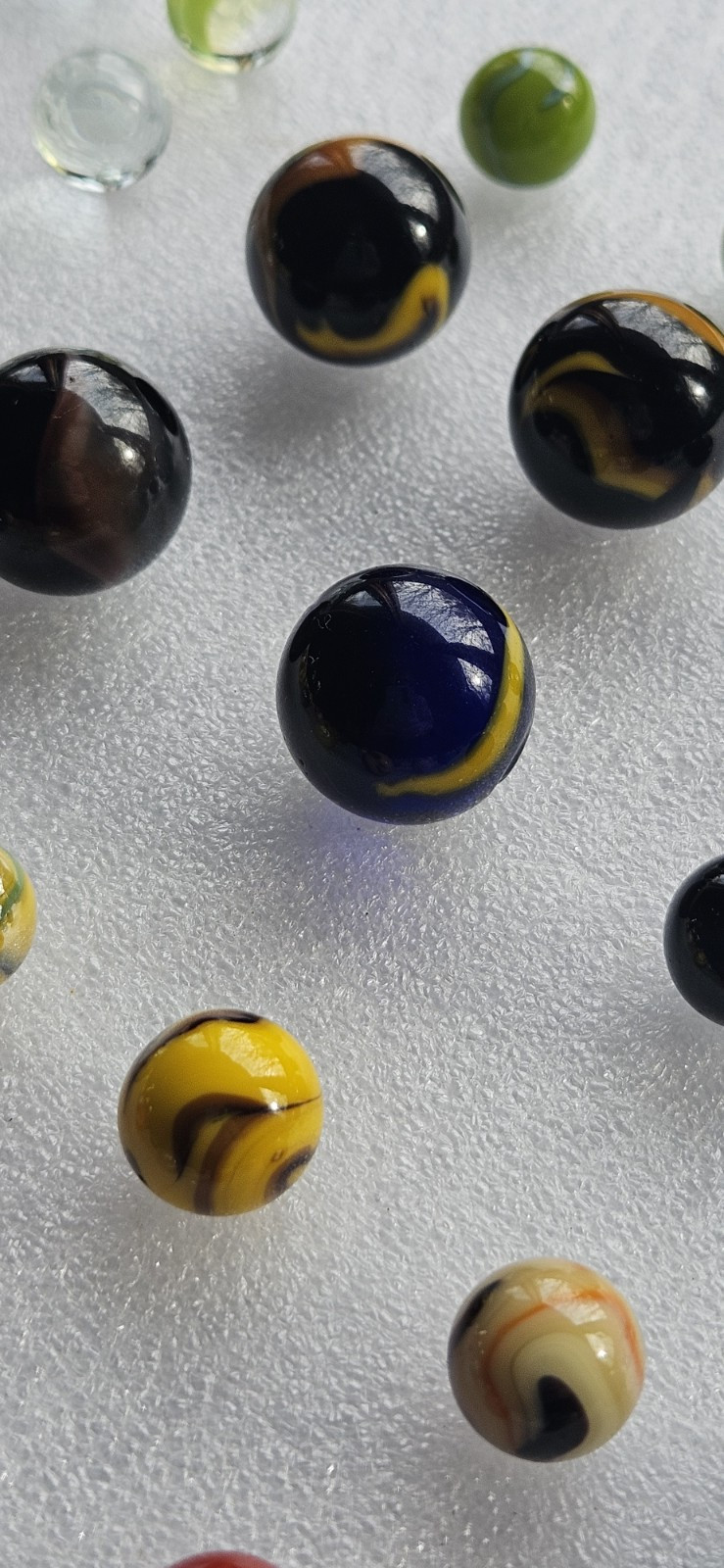 Vtg Lot Of 63 MARBLES., 3/4″ ACRO AGATE, Swirl, Clear, Too, Unique Colors