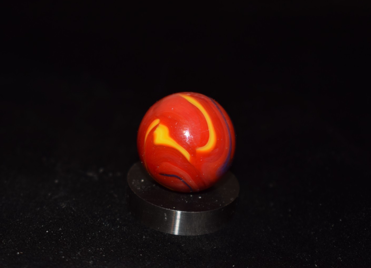 👽➖⏩VACOR💪Superman🔴🔵🟡 Toy Collectors Marble Shooter size” 7/8″=.875″ Mint