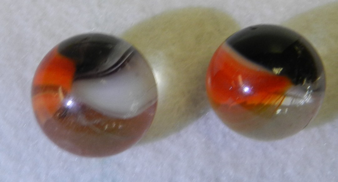 #21111m Vintage Pair of Cull Master Marble Tiger Eye Marbles .65 and .69 Inches